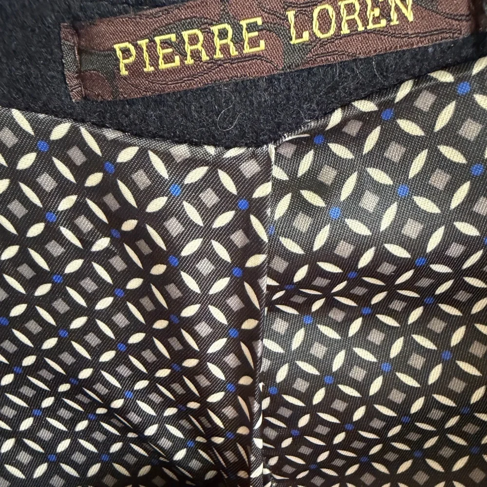 New with Tags Pierre Loren Navy Men's Blazer size 36R. Wool/Poly blend. Gorgeous - Picture 5 of 8